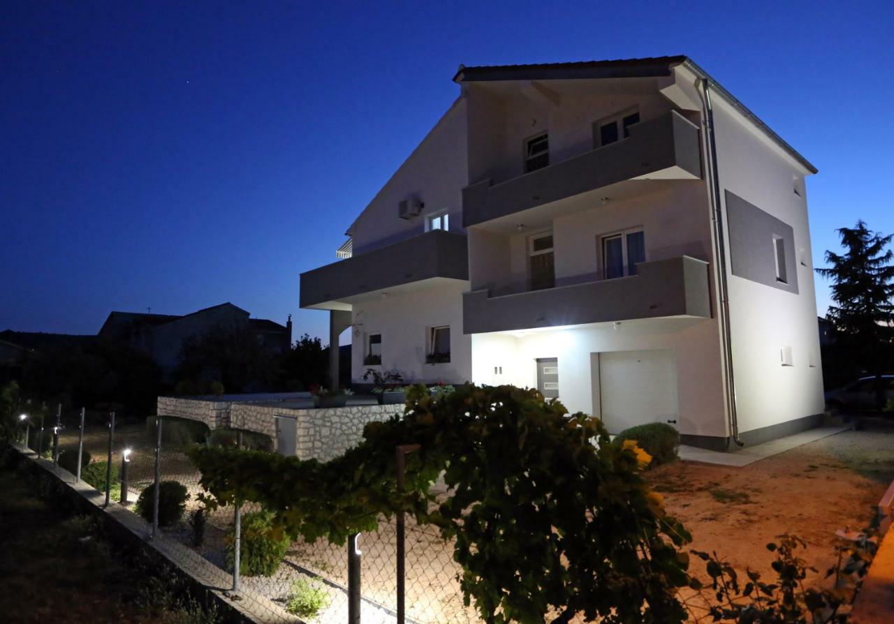 Guesthouse Villa Domenico لازوفاك المظهر الخارجي الصورة